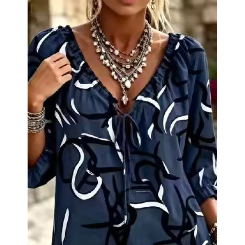 **Chemise à Pois** **Style Chic Bohème**